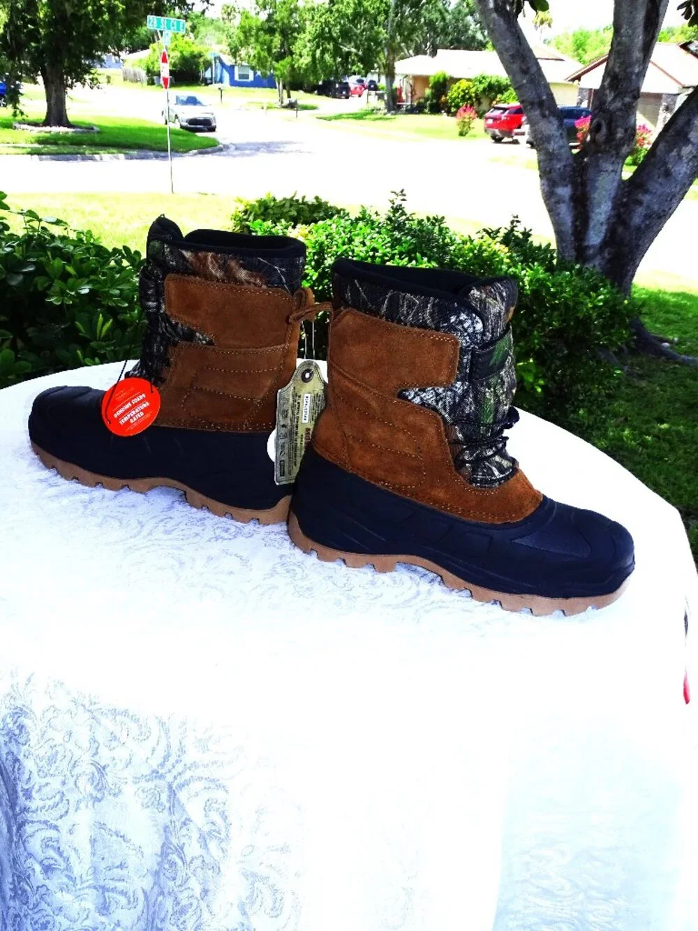 NEW Men's MOSSEY OAK Suede Boots Size 8 NWT